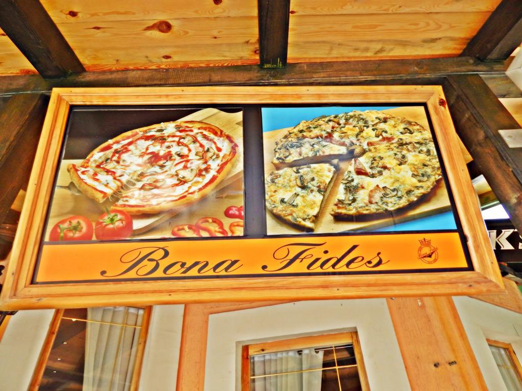 Nova Varoš Caffe Pizzeria I Apartmani Bona Fides Nm المظهر الخارجي الصورة